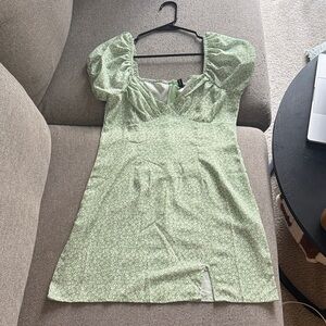 Zaful Light Green Floral Puff-Sleeve Mini Dress